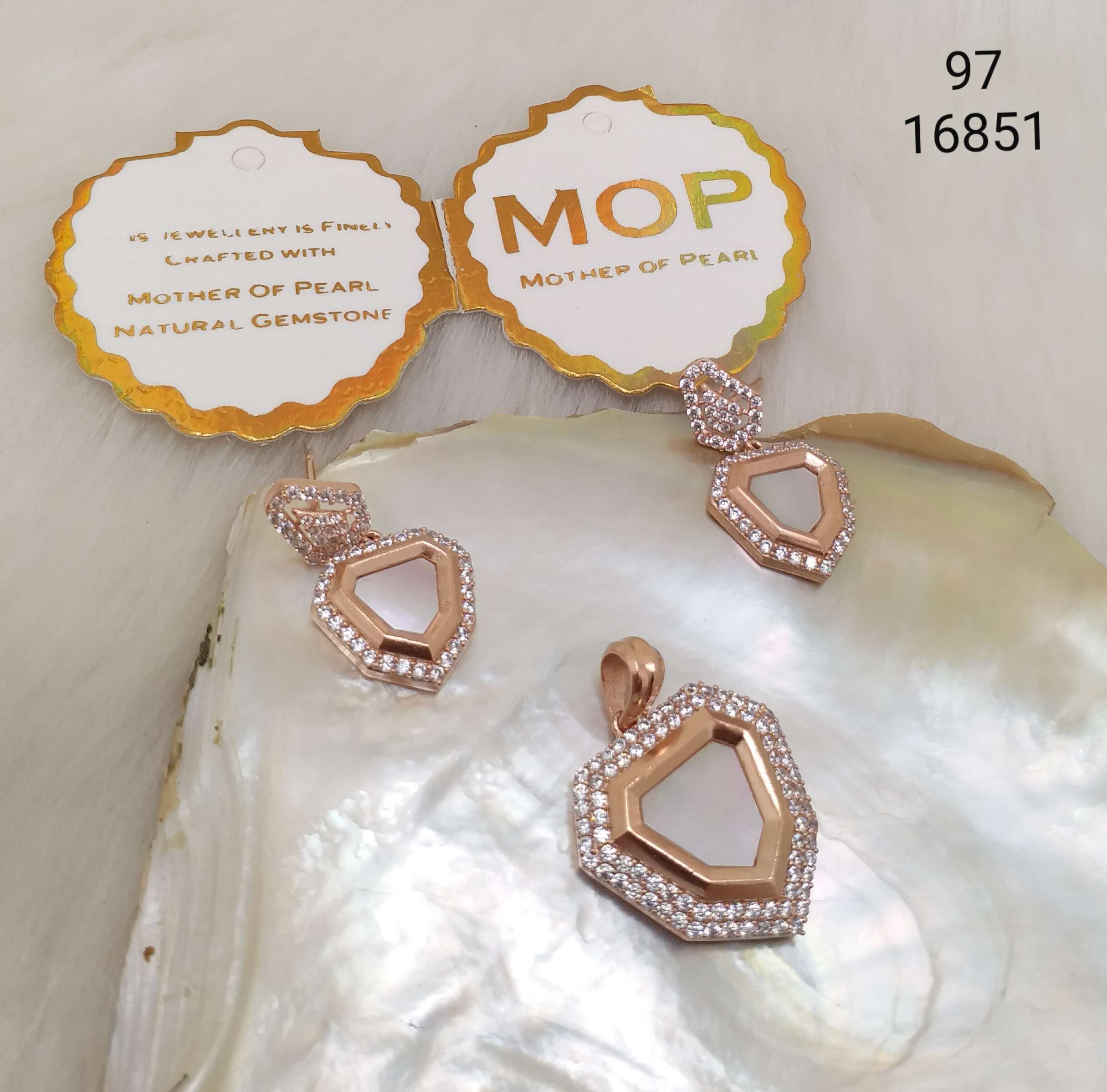 Hia Pendant Set - PS2105