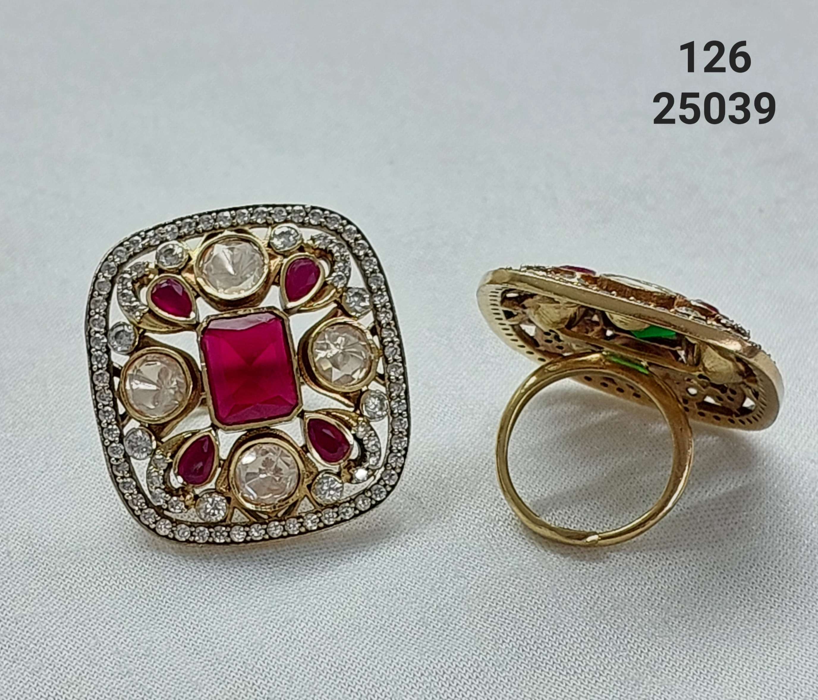 Kundan Ring - L405