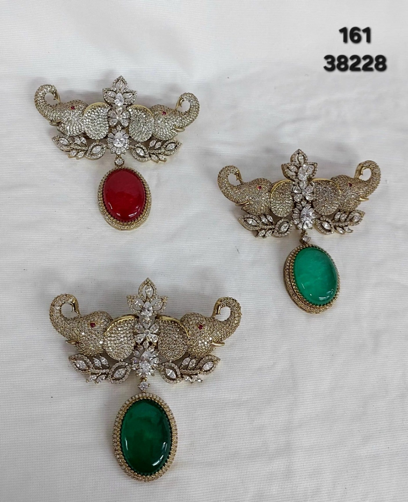 AD Brooch - BRH102
