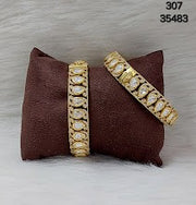 Kundan Bangle - B41V