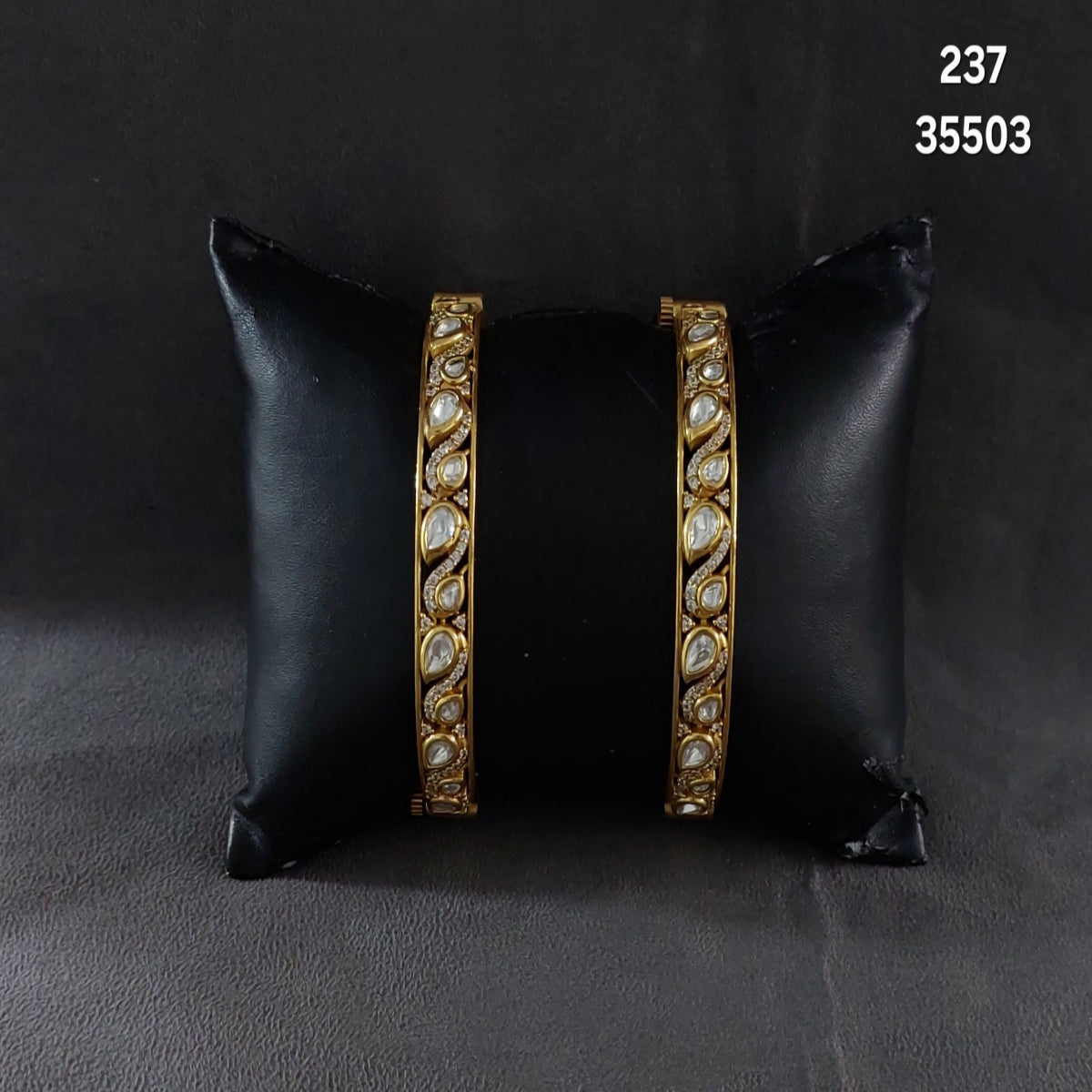 Kundan Bangle - B61V