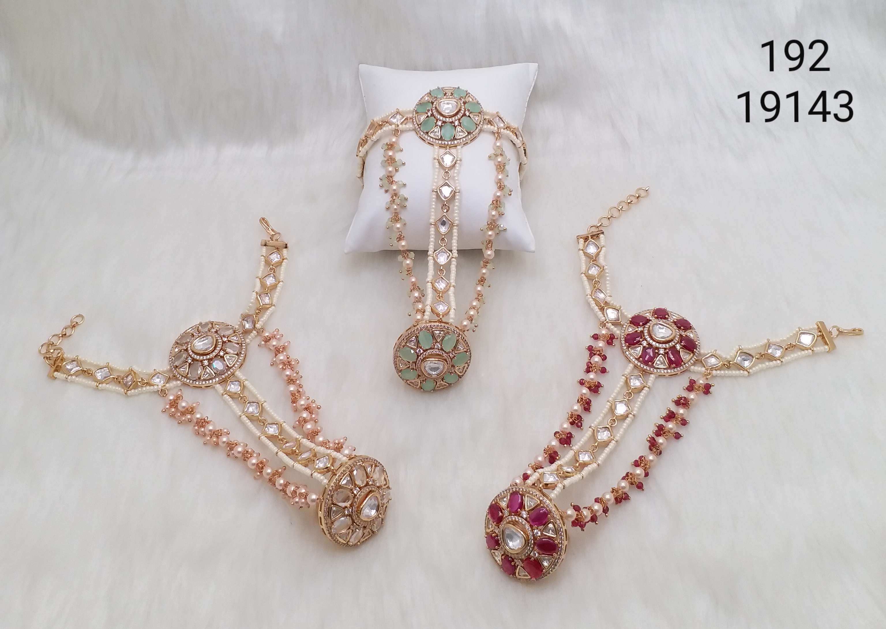 Kundan Fancy Hathphool - HP75