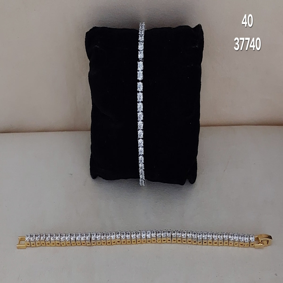AD Bracelet - BR402