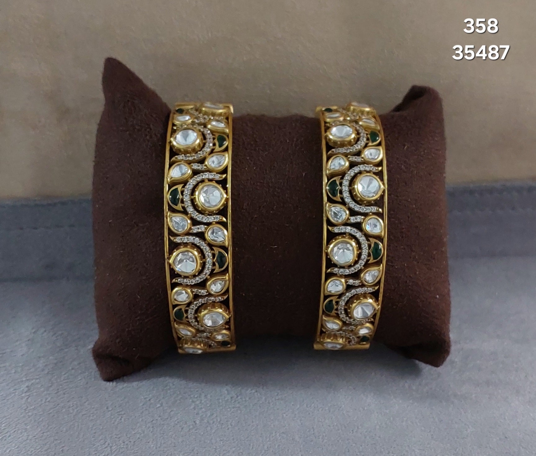 Kundan Bangle - B47V