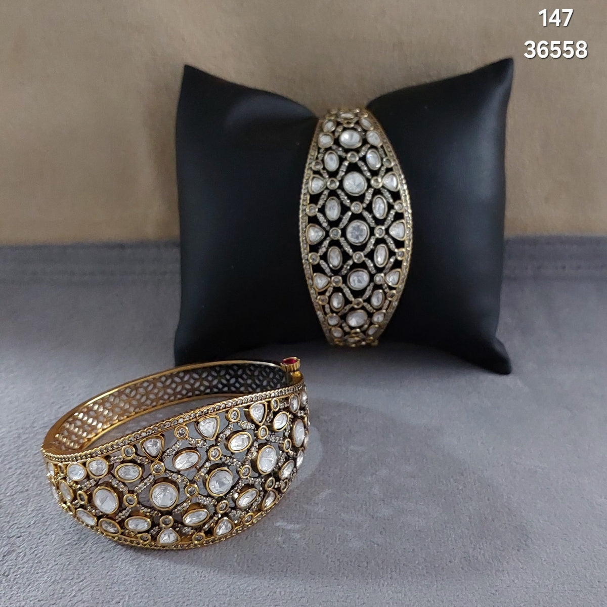 Kundan Kada - K135V