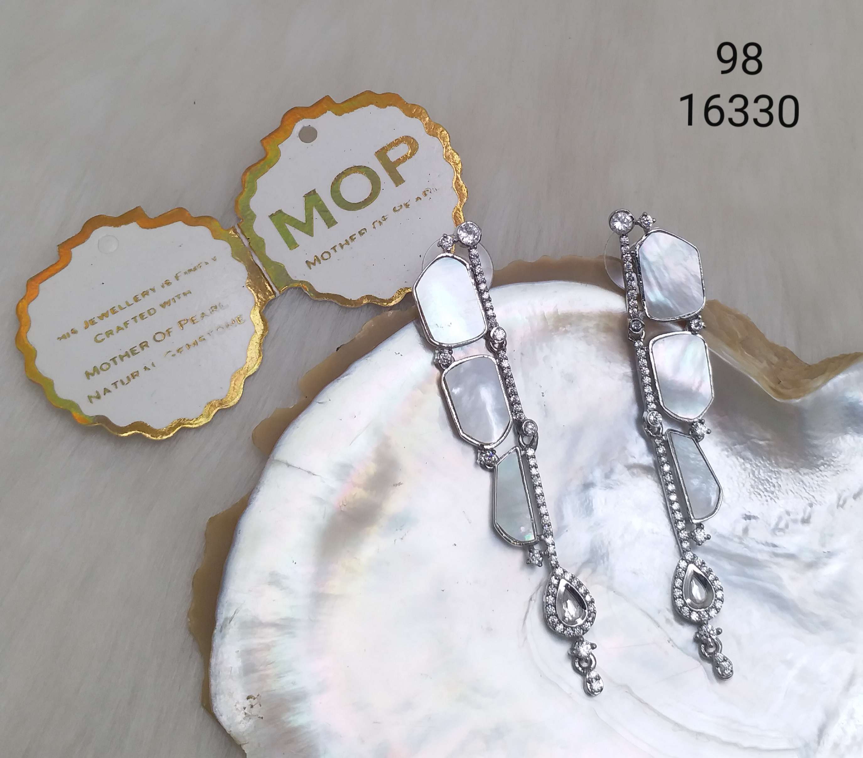 Hia Earrings - E4484