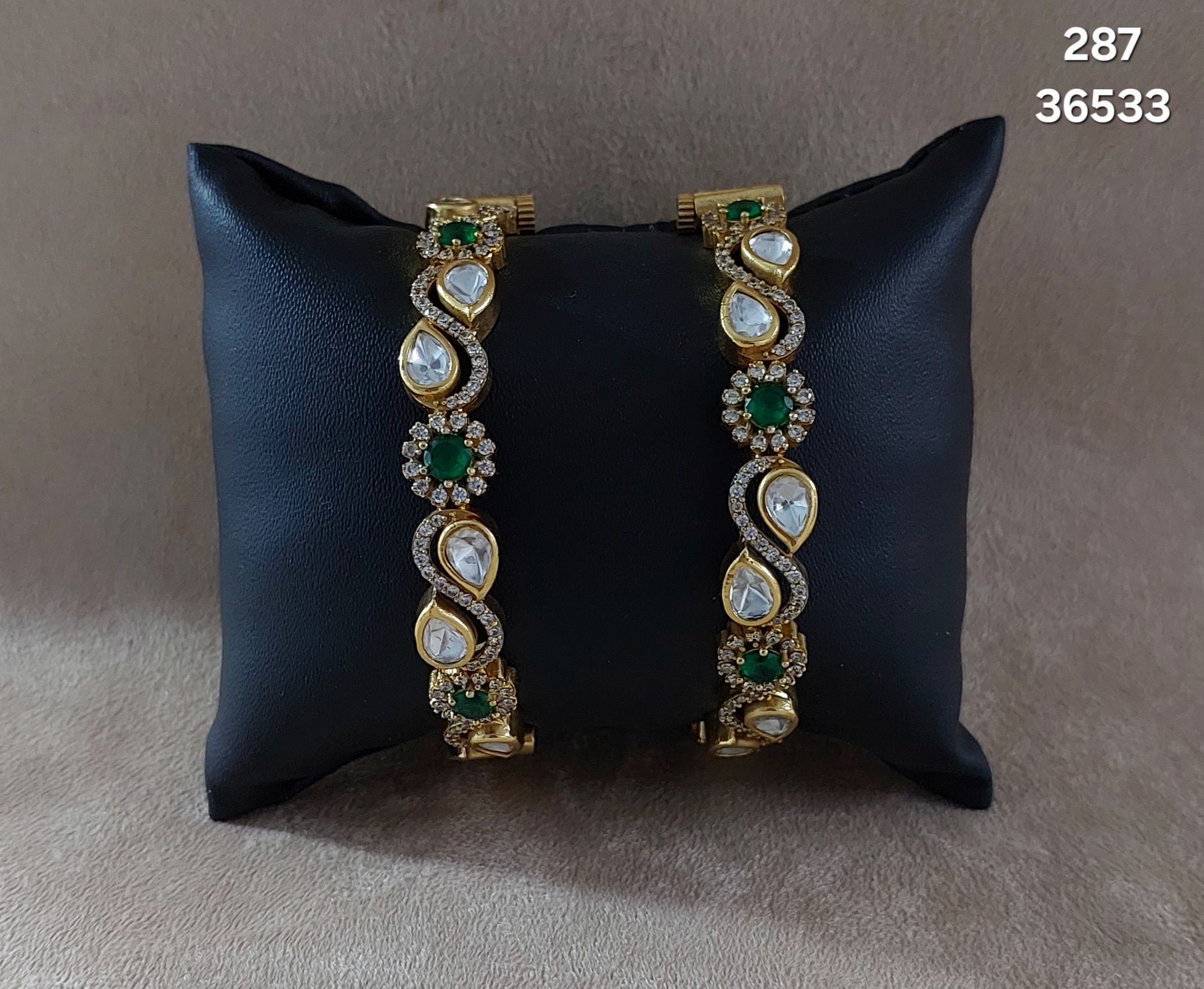 Kundan Bangle - B57V