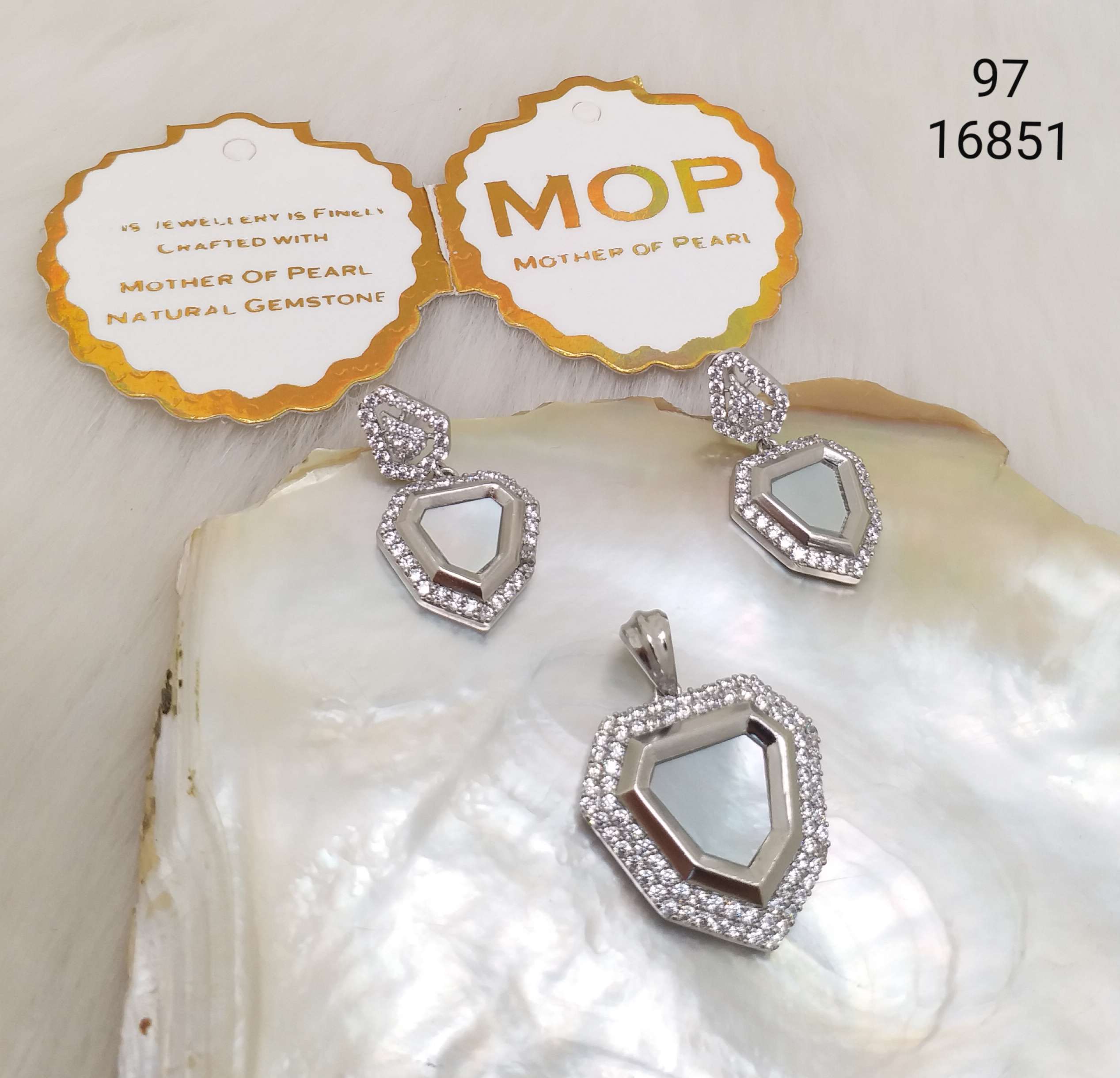 Hia Pendant Set - PS2105