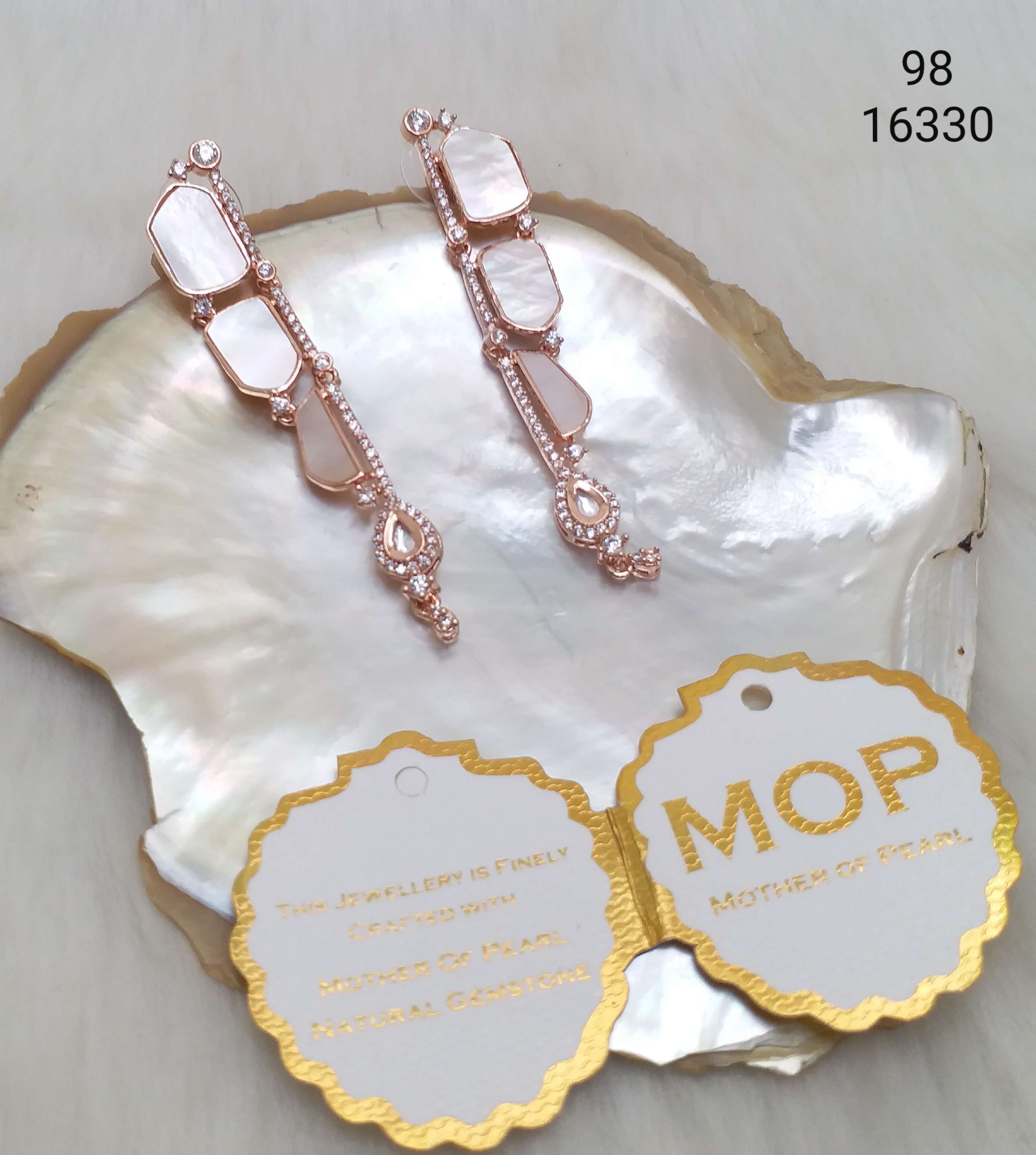 Hia Earrings - E4484