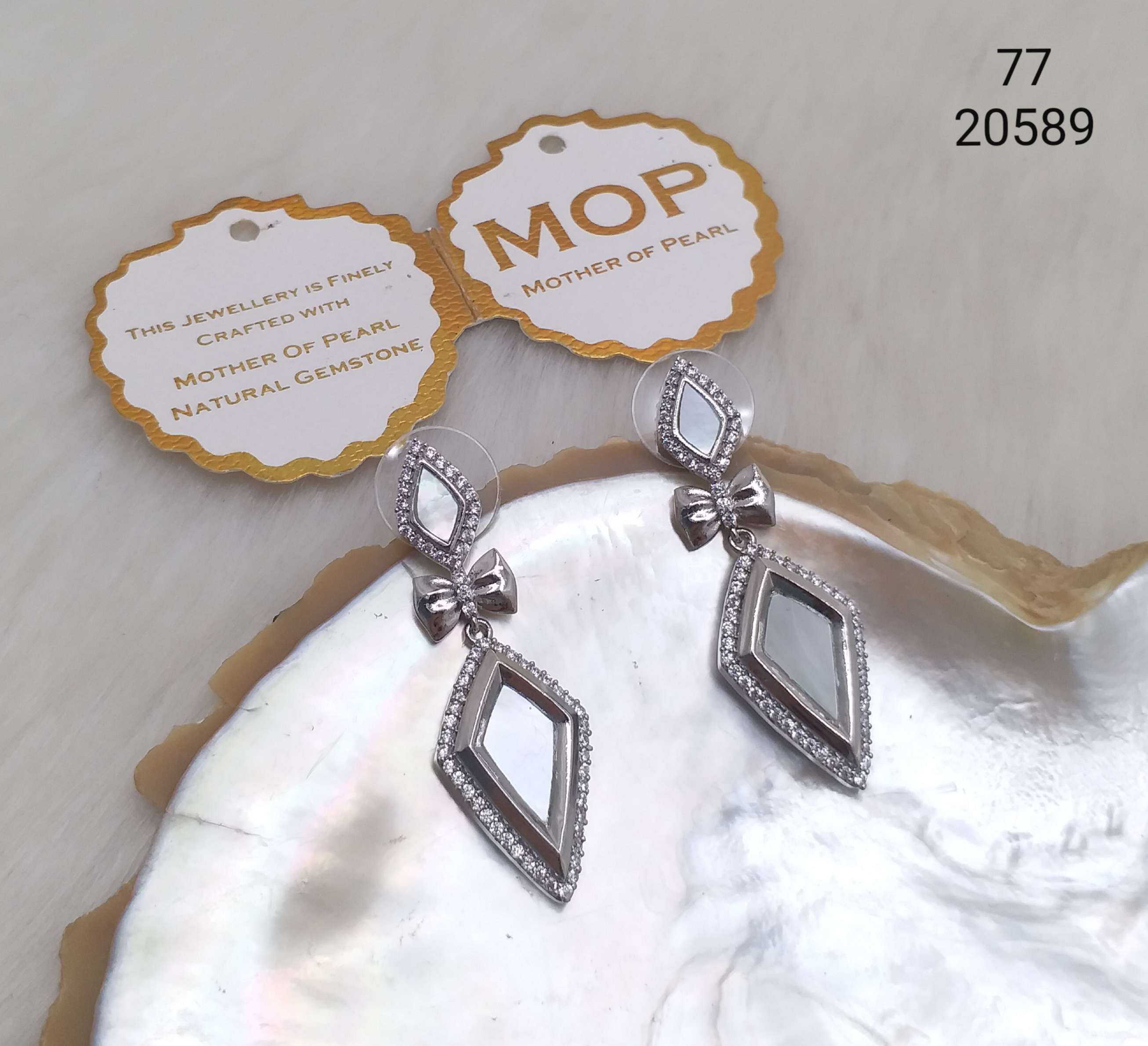 Hia Earrings - E2558