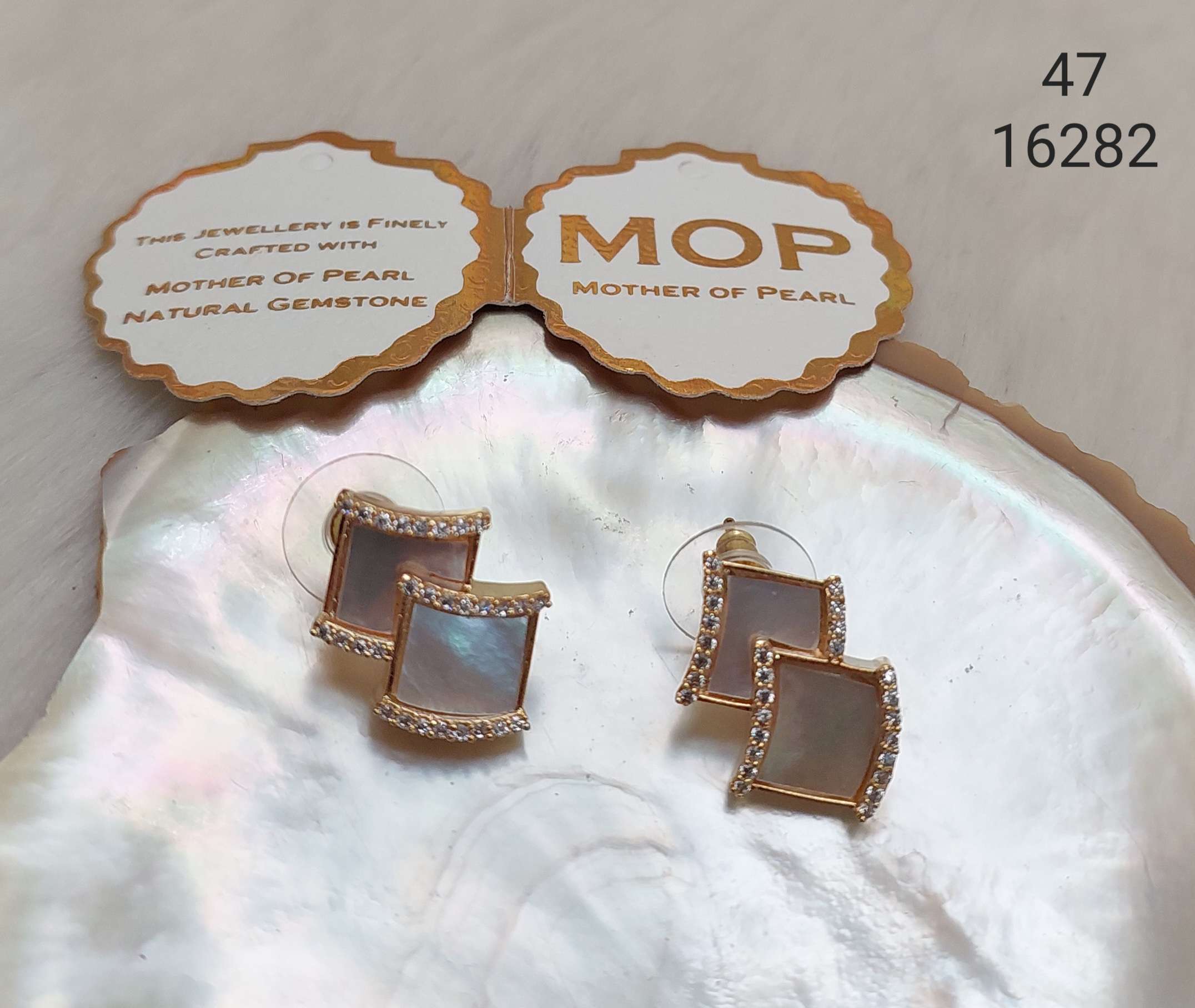 Hia Earrings - E4444