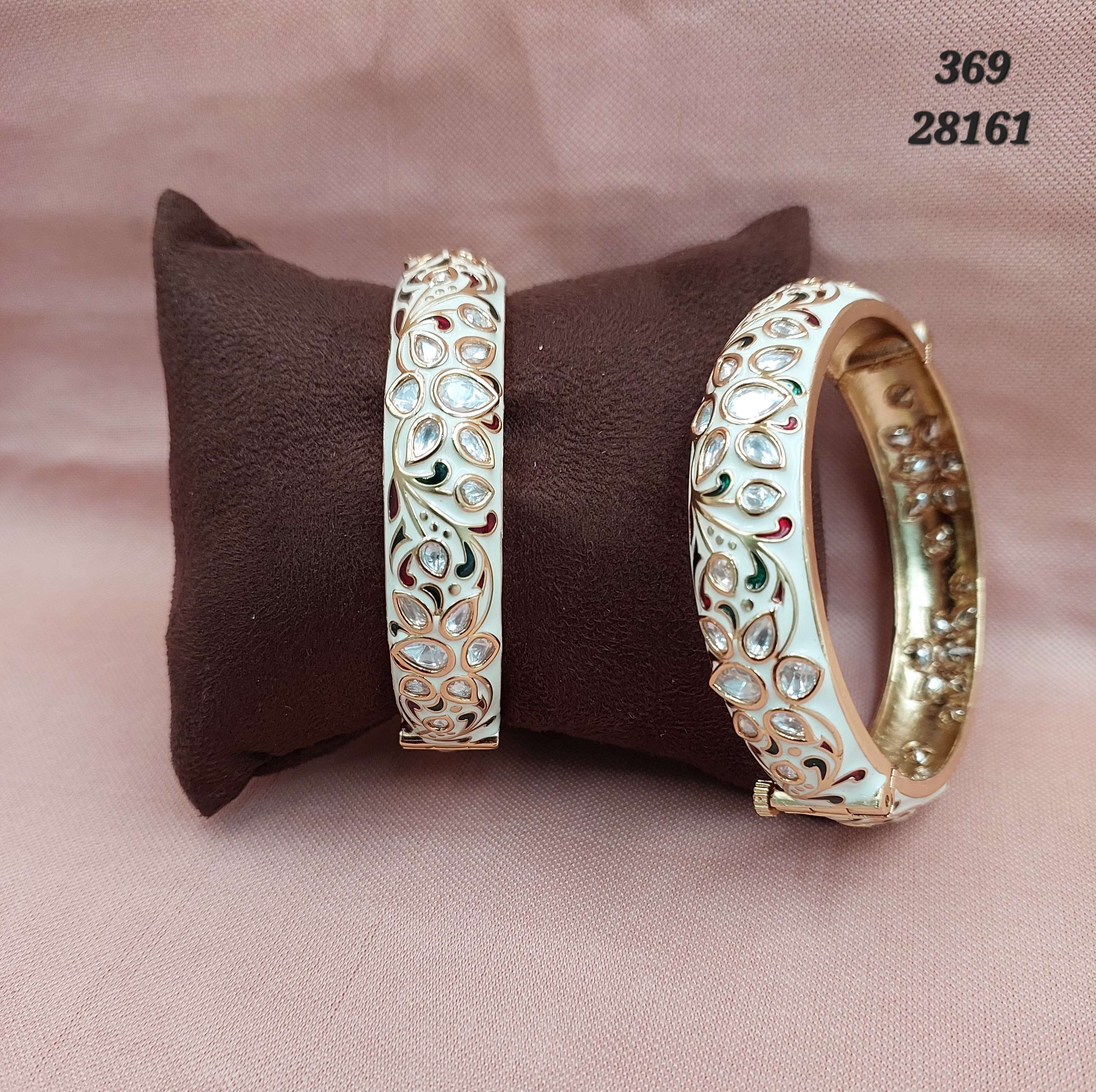 Kundan Bangle - B26