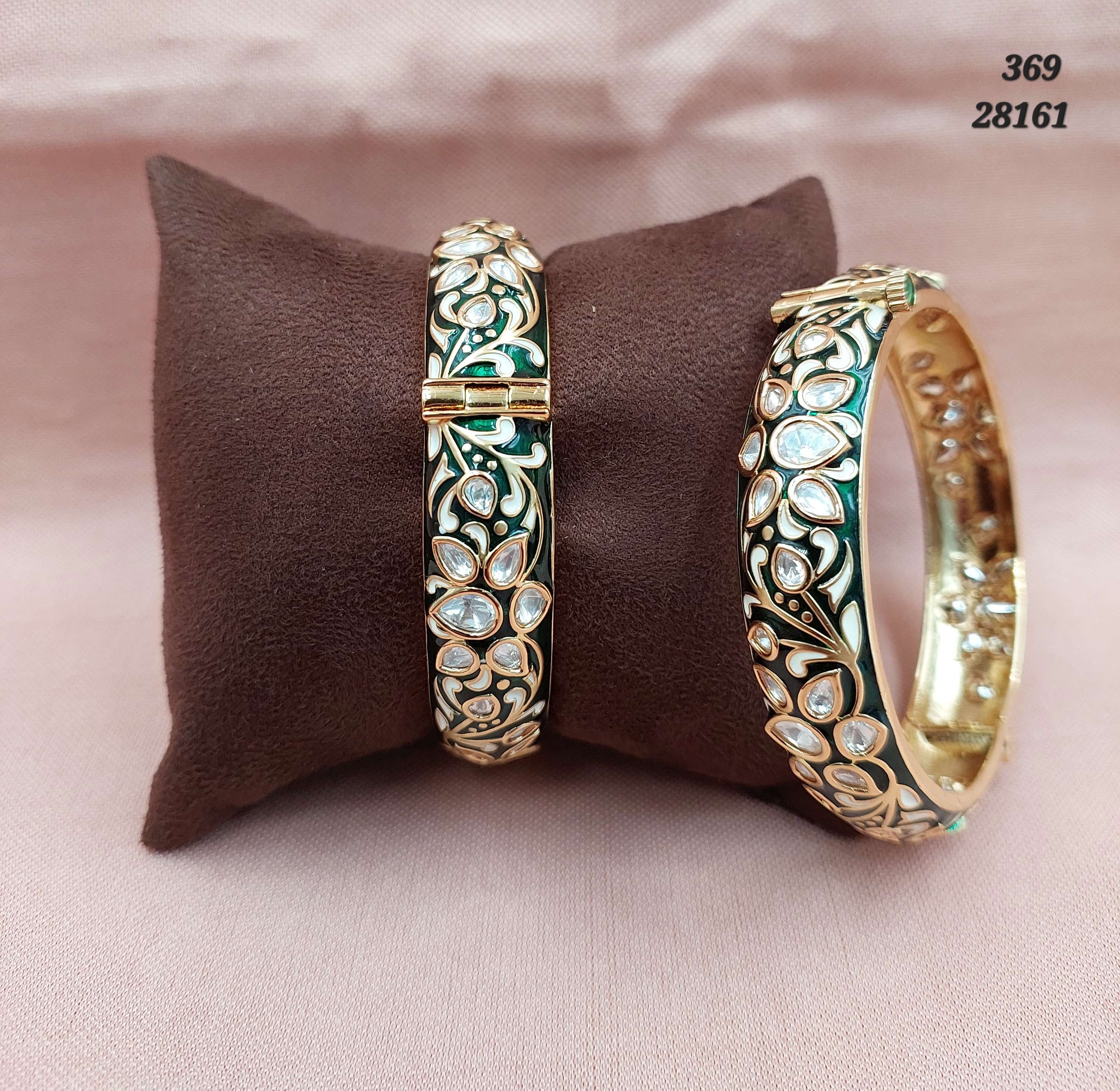 Kundan Bangle - B26
